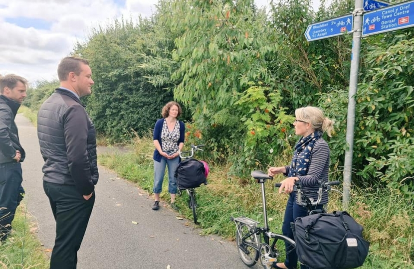 Gareth on Cycle Route 84 discussing active travel with Sustrans Director 